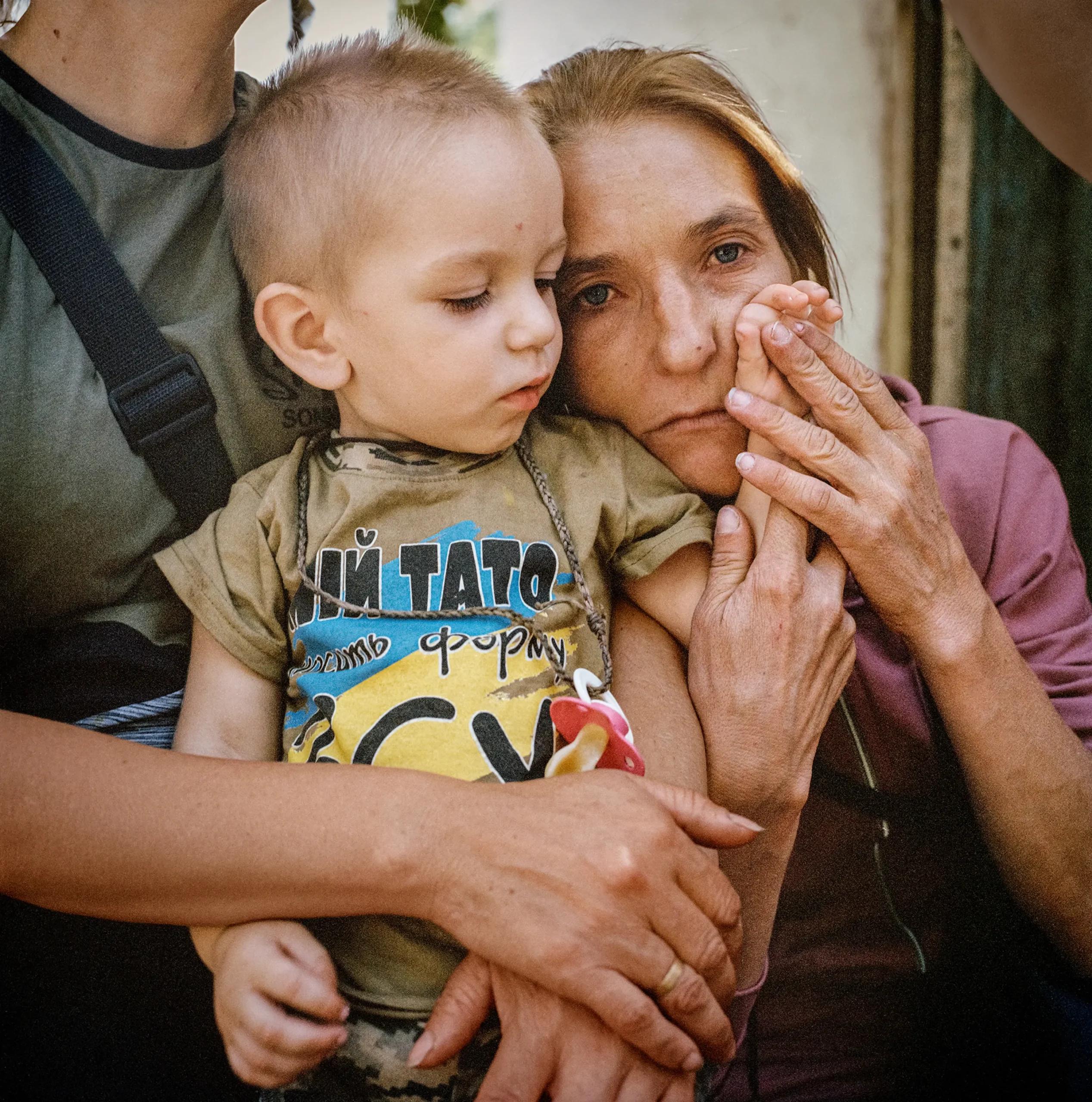 Фото української родини увійшло до найкращих знімків 2025 року за версією National Geographic