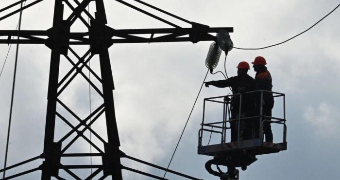 У Дніпрі мешканці напали на бригаду енергетиків під час відключення електроенергії