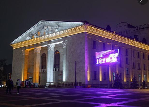 «Танці на кістках»: Маріупольський театр відкриється постановкою російської казки