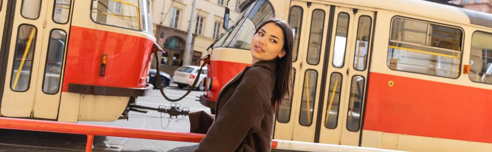 Низка столичних трамваїв змінить маршрути через ремонт колій