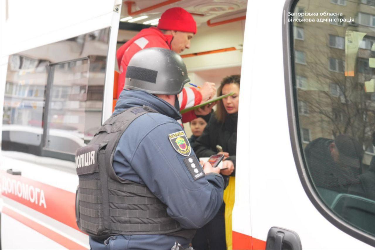 Окупанти цілеспрямовано вдарили по АТБ у Запоріжжі, атакували Одесу, Херсон, Днепропетровщину