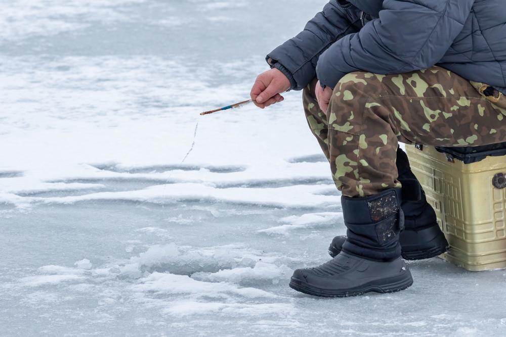Водойми вкрились кригою: як не потрапити у льодову пастку
