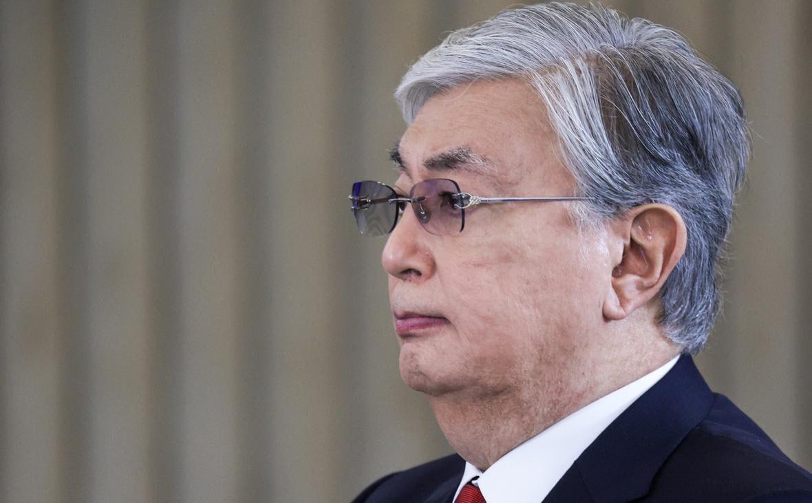 Токаєв заявив про виведення близько $14 млрд через банк у Казахстані