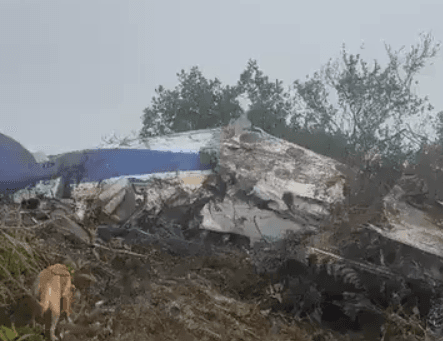 У Колумбії зазнав катастрофи пасажирський літак: загинули всі 15 людей на борту, — Reuters