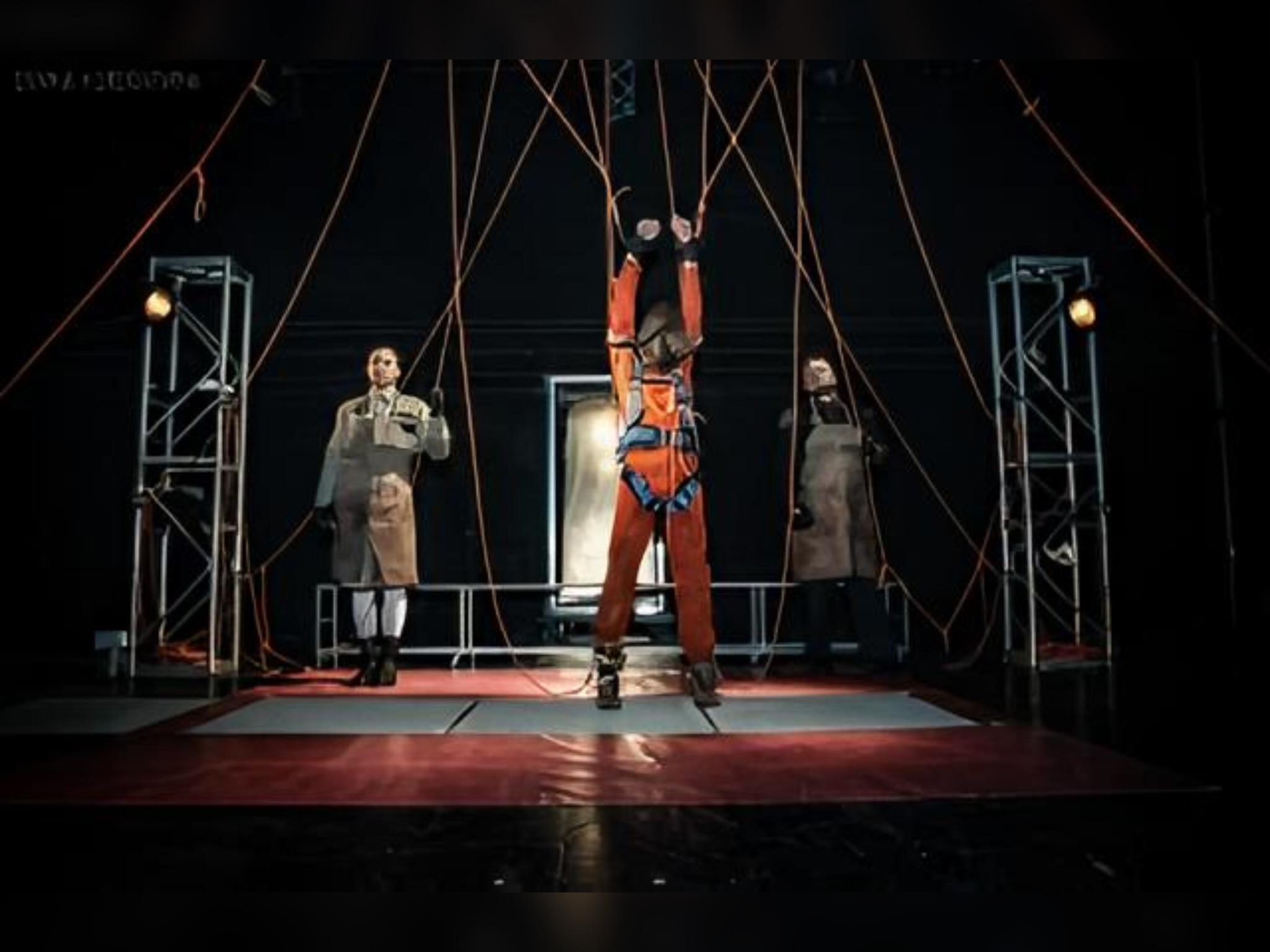 Захоплива постановка за Орвеллом – п’єса “1984” у Києві