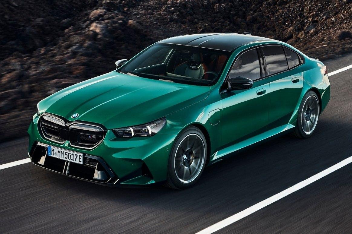 BMW відкликає сотні тисяч автомобілів у всьому світі через ризик займання