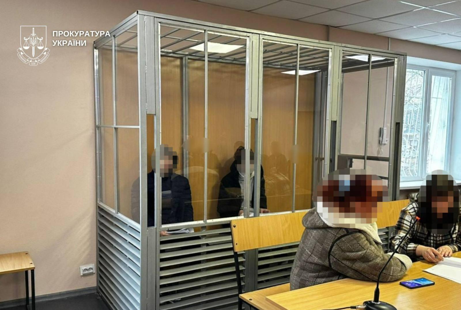 Вдарили ножем і добивали ногами: у Дніпрі підлітки жорстоко розправились з військовим