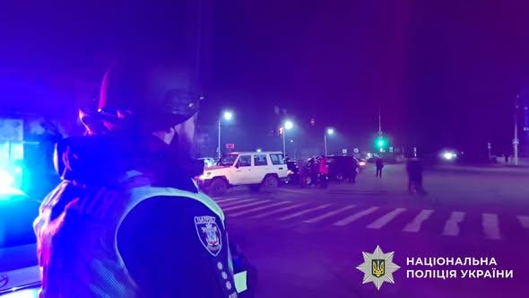 У Миколаєві семеро патрульних поліції отримали поранення внаслідок вибуху