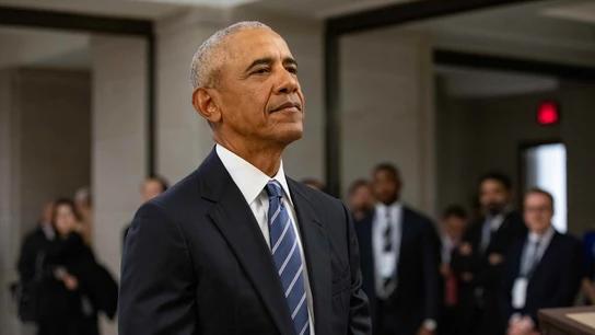 Обама пожартував про інопланетян у подкасті