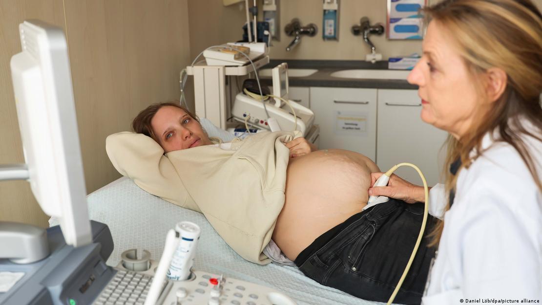 Дивовижний випадок: жінка втретє завагітніла двійнятами