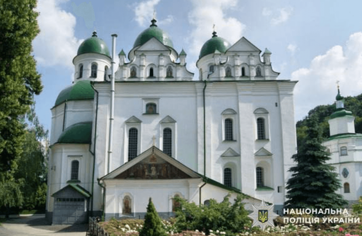 Колишній посадовець КМДА нажився на реставрації Флорівського монастиря