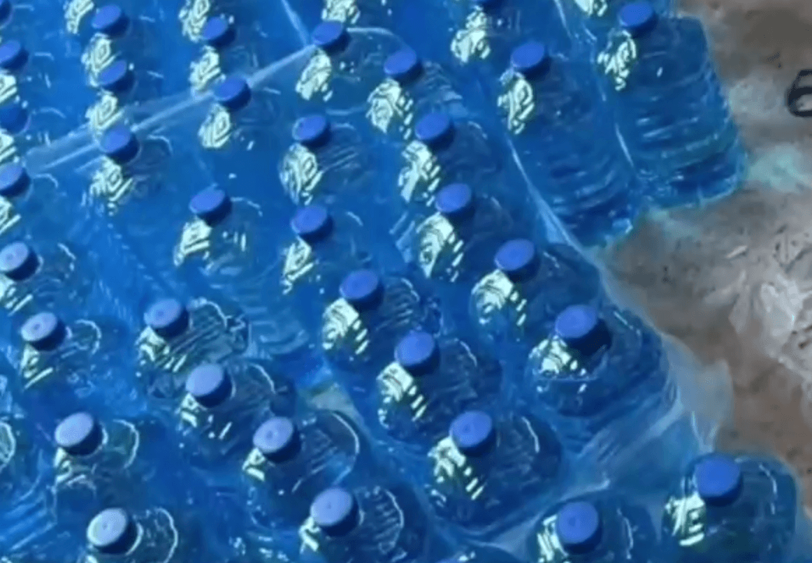 У Києві виявили близько 50 тонн нелегального спирту, з якого планували зробити напої відомих брендів