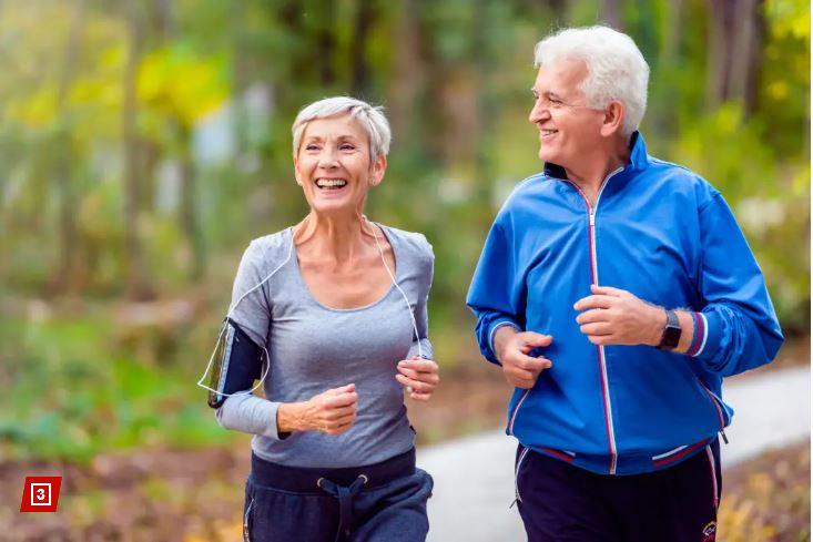 Людство виправляє “годинники старіння”: генетик прогнозує продовження віку до 150 років