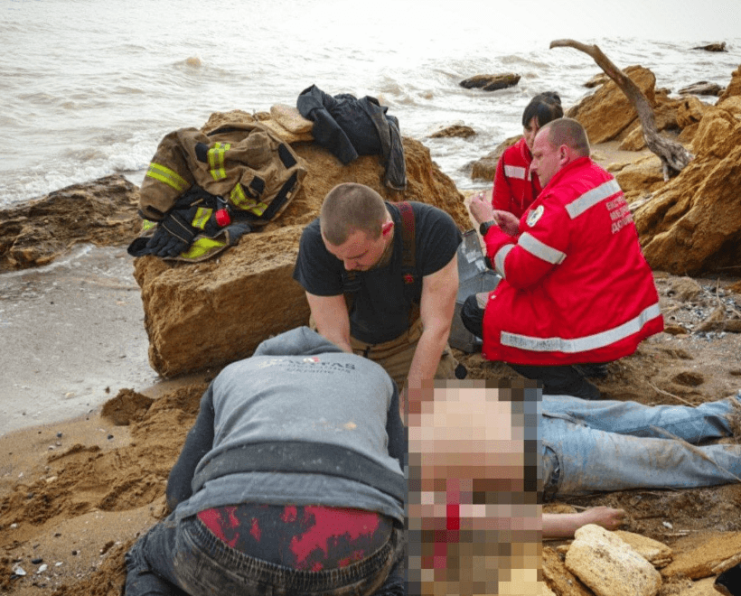 На Одещині двоє чоловіків впали з обриву, один із них загинув