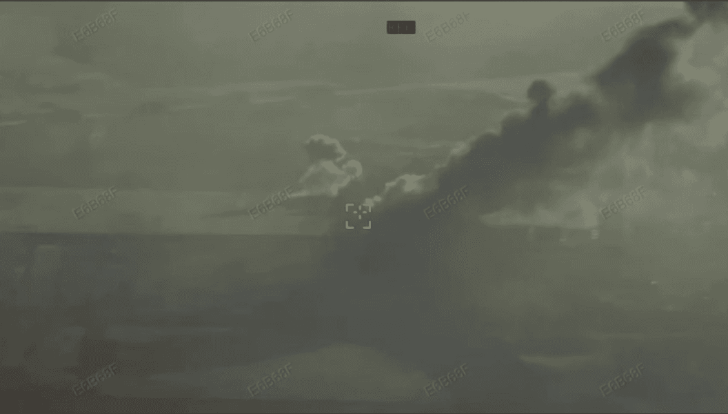 У районі Донецького аеропорту уражено базу «Шахедів»: масштабна пожежа та детонація