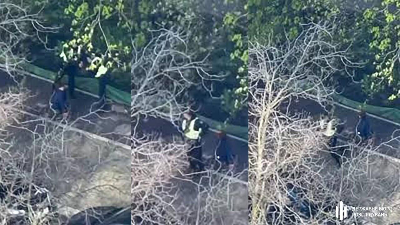 Отримали підозри двоє патрульних, які втекли під час теракту в Голосієві