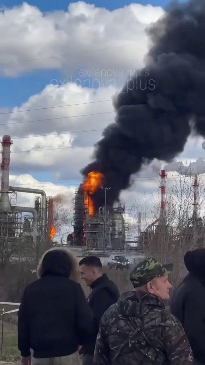 СБУ вдруге за добу вдарила по Пермі: уражено ключову установку найбільшого НПЗ «Лукойл»