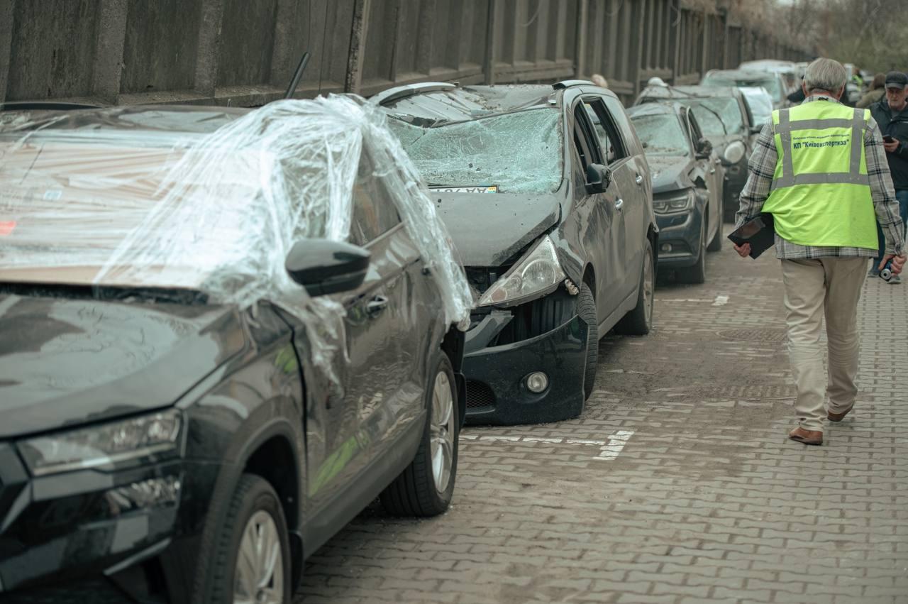 Від нічної атаки постраждали 13 локацій в чотирьох районах Києва