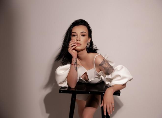 Співачка Анастасія Приходько відреагувала на скасування концерту у Чернівцях через допис у соцмережі