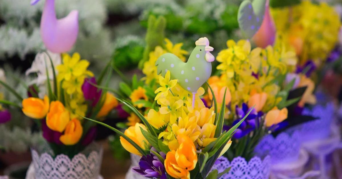 Всі. Свої на вихідних прододять «Великодній маркет»