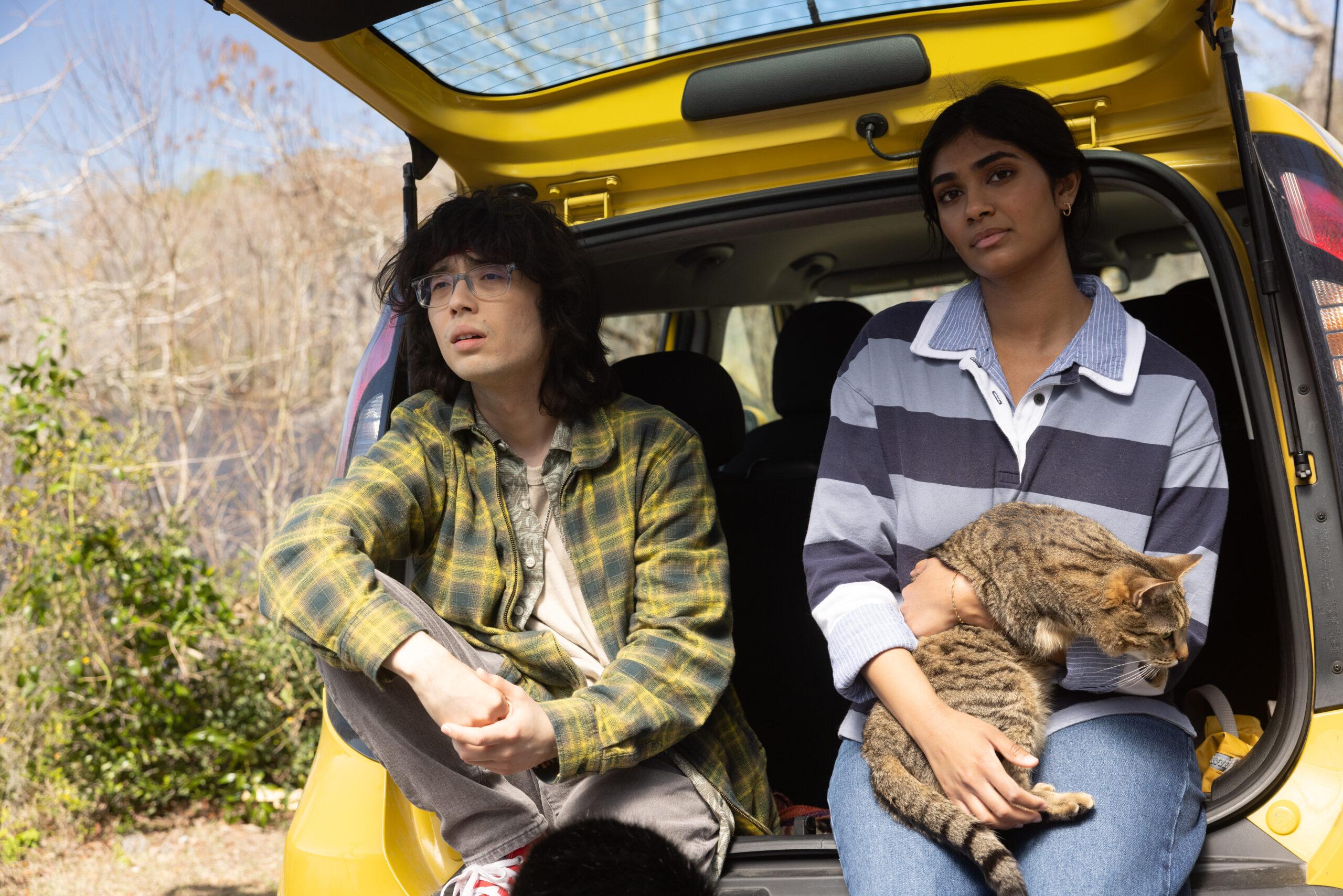 Молодіжна комедія «Супер Драйвер» від культового режисера Боббі Фарреллі — у кіно вже з 14 травня