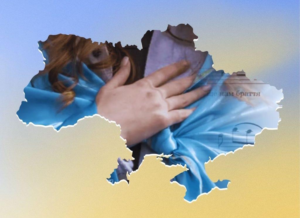 Хлопчик 8-ми років заспівав у транспорті гімн України жестовою мовою