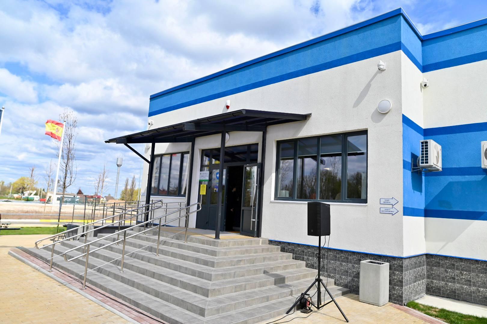 У передмісті відкрили енергонезалежну та інклюзивну амбулаторію