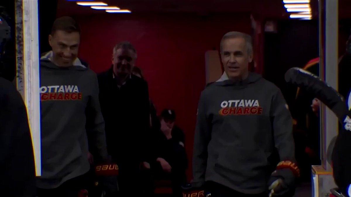Карні та Стубб зіграли в хокей під час зустрічі в Оттаві