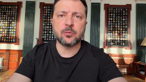 Інформація про можливість масованого удару залишається актуальною — Зеленський