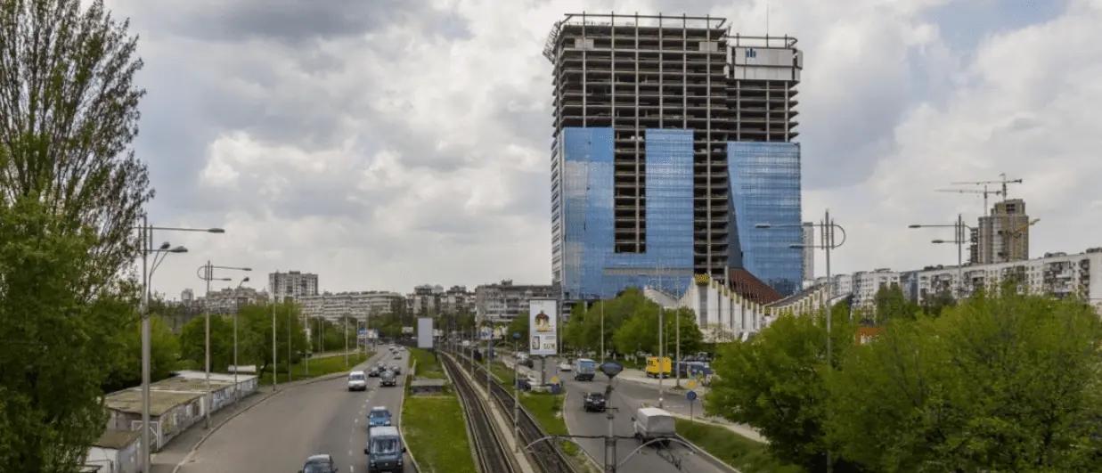 У Києві відновили будівництво Sky Towers після продажу комплексу новому власнику