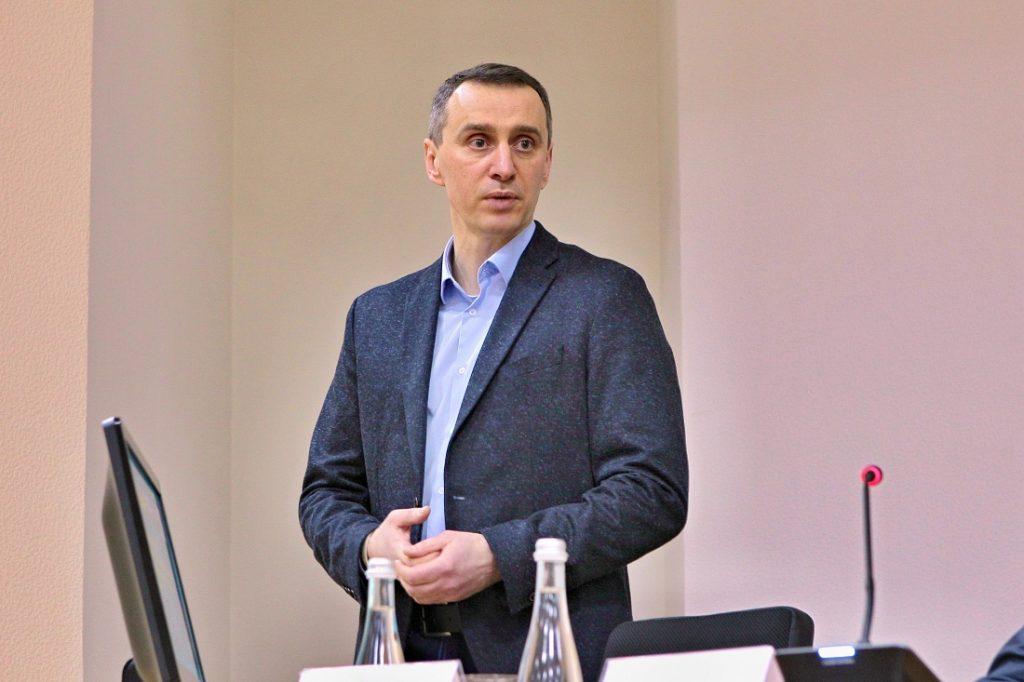 З частини медиків можуть зняти бронь для служби в ЗСУ