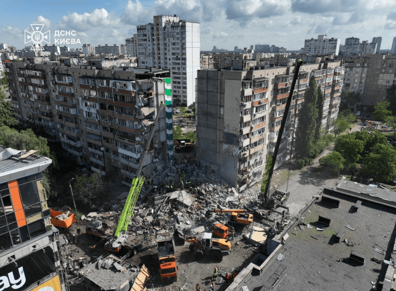 «Правило двох стін» не спрацювало: під час нічного обстрілу жінку не врятувала чавунна ванна