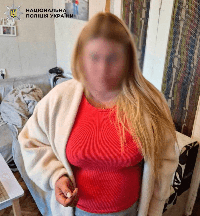 На Святошині жінка влаштувала стрілянину у дворі багатоповерхівки та поранила чоловіка