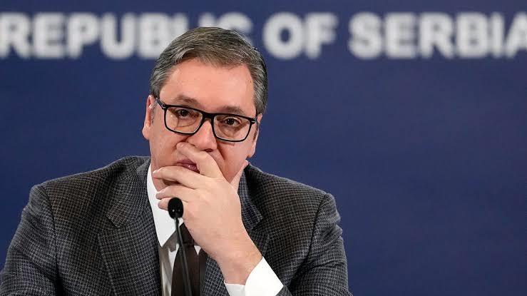 Президент Сербії Вучич анонсував свою відставку