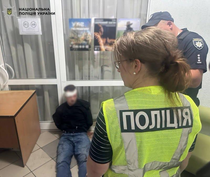 Чоловіку, який убив лікарку під час проходження ВЛК, загрожує довічне ув’язнення