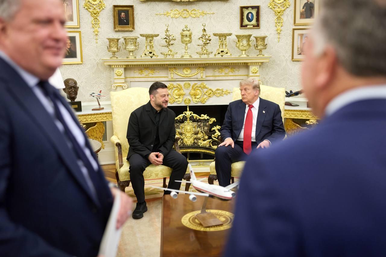 Зеленський просив у Трампа дозвіл на використання Starlink для атак по військових цілях у РФ