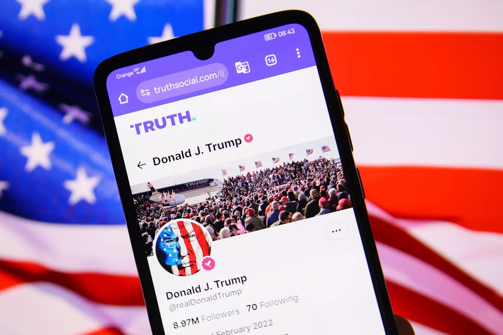 Компанія Трампа продаватиме трейдерам найшвидший доступ до його дописів у Truth Social