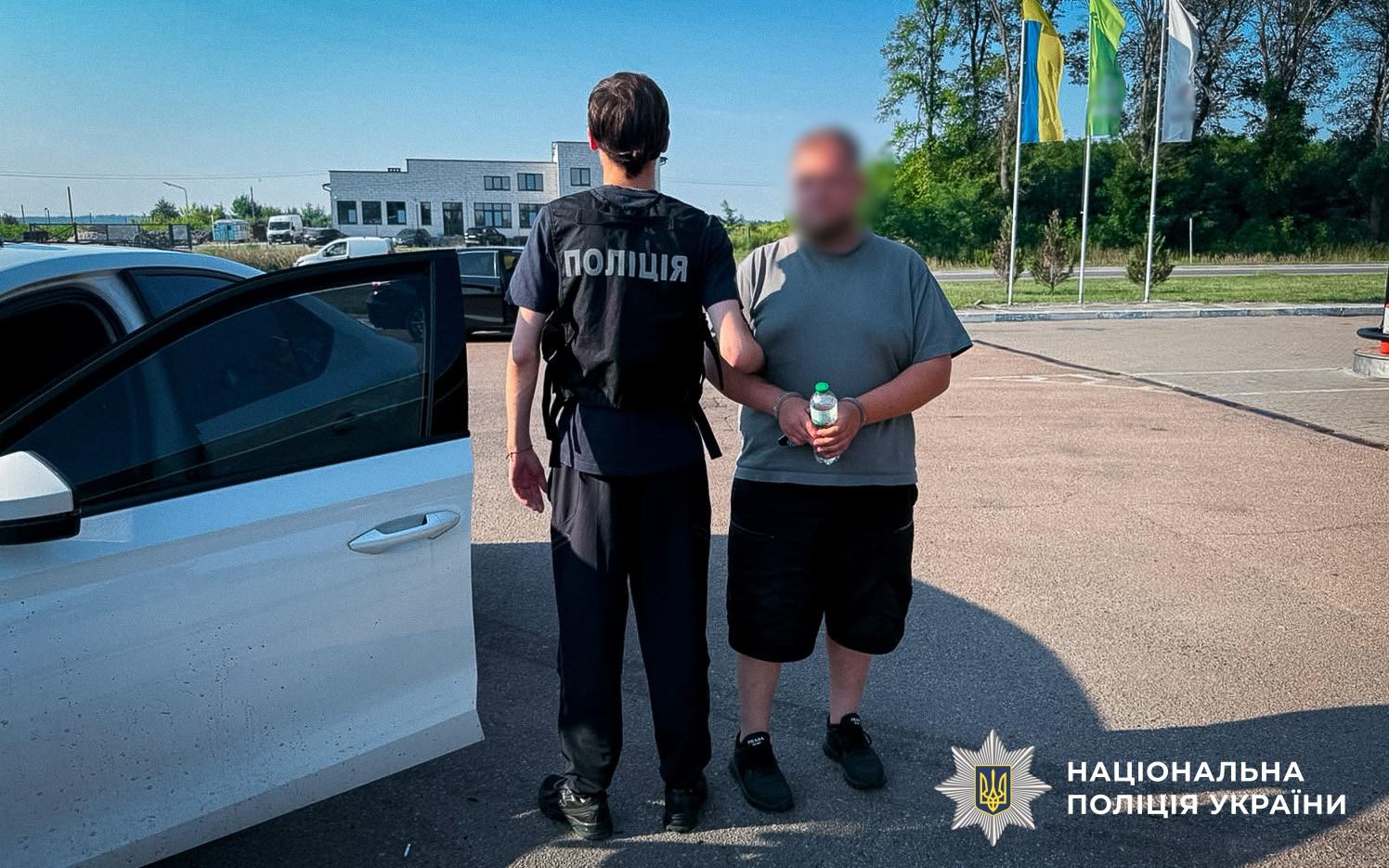 Вербування жінки для незаконного сурогатного материнства та смерть новонароджених: директор медцентру отримав підозру