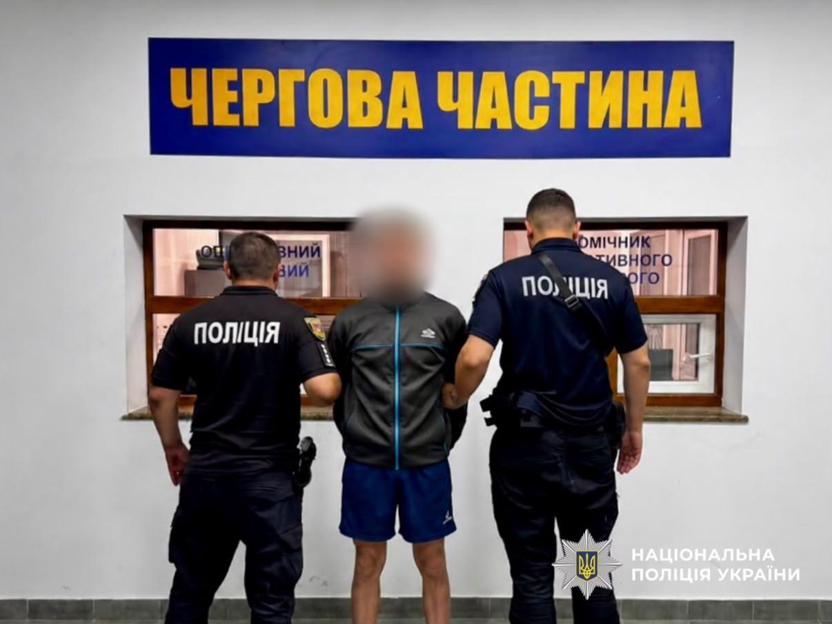 В Одесі чоловік стріляв у працівників ТЦК: четверо – поранені