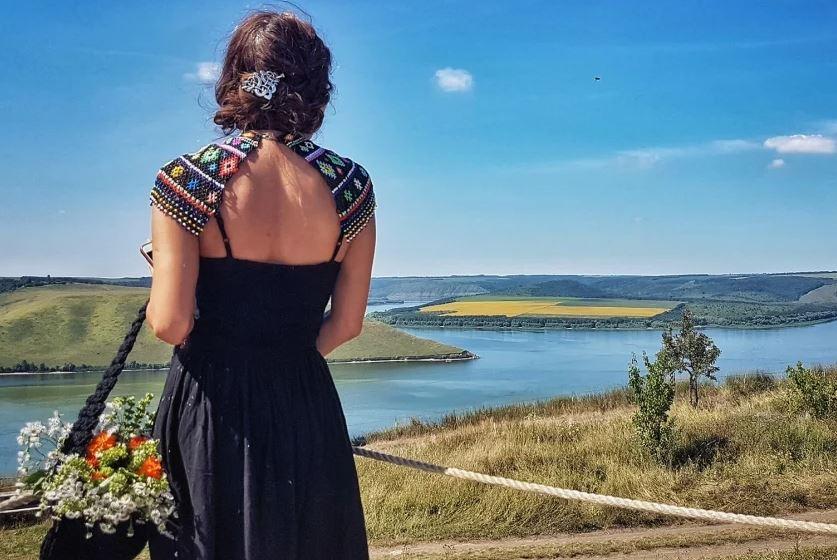 Активне літо в Україні: плавання, ходьба, термальні води та підземні пригоди для здоров’я з Флего