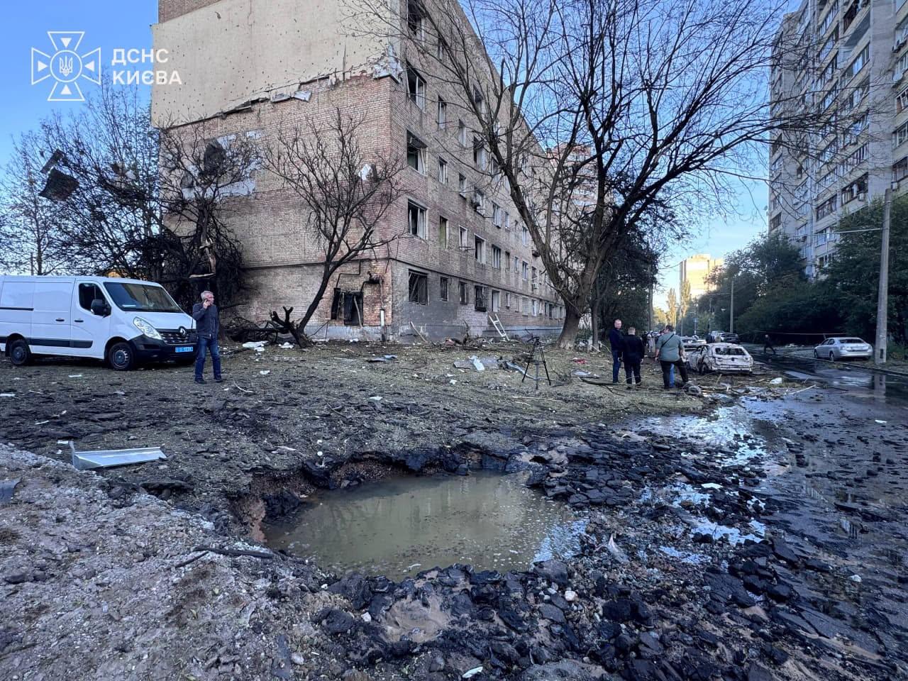 У Києві вже троє загиблих внаслідок атаки