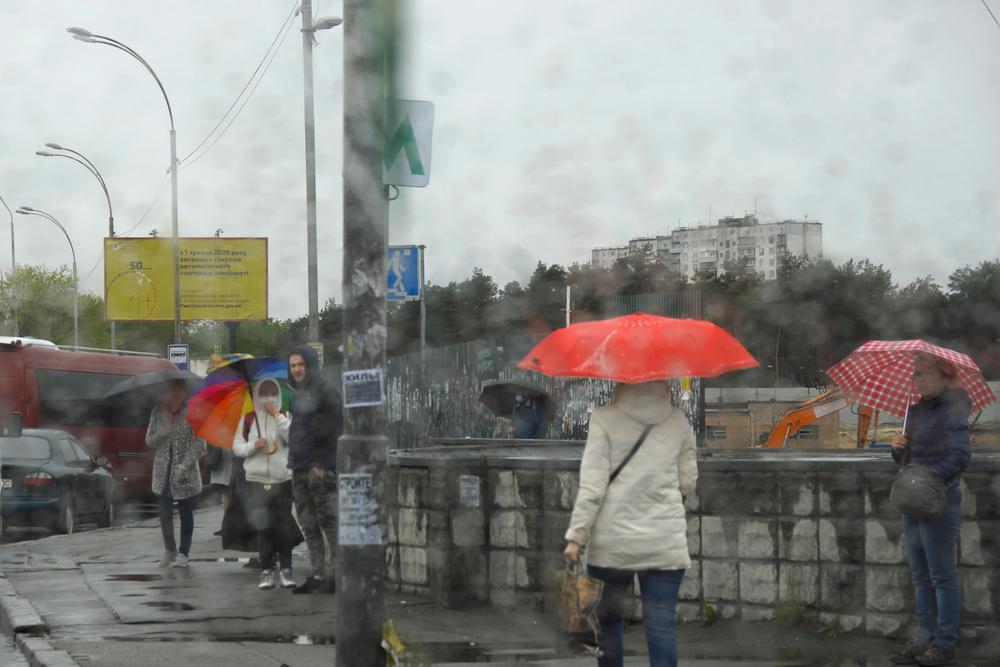 Дощі та похолодання прогнозують на Київщині