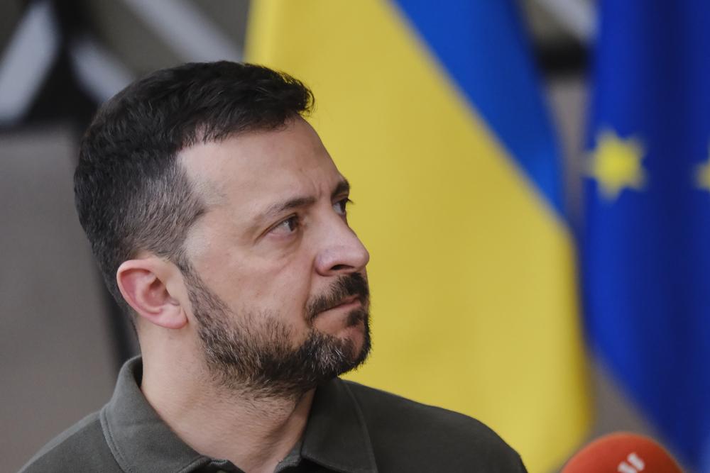 Зеленський закликав депутатів негайно підтримати звільнення генпрокурора Кравченка, який вже покинув країну