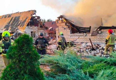 Ворожий “Шахед” знищив будинок у Трипіллі, оголошено збір допомоги для родини