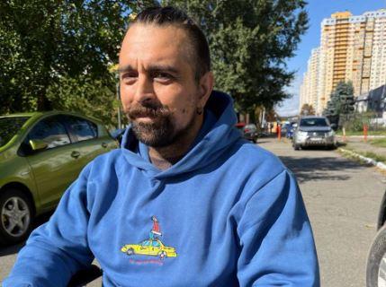Залишив бізнес заради фронту, пережив 17 операцій і створює роботів: історія командира роти НРК на псевдо «Крук»
